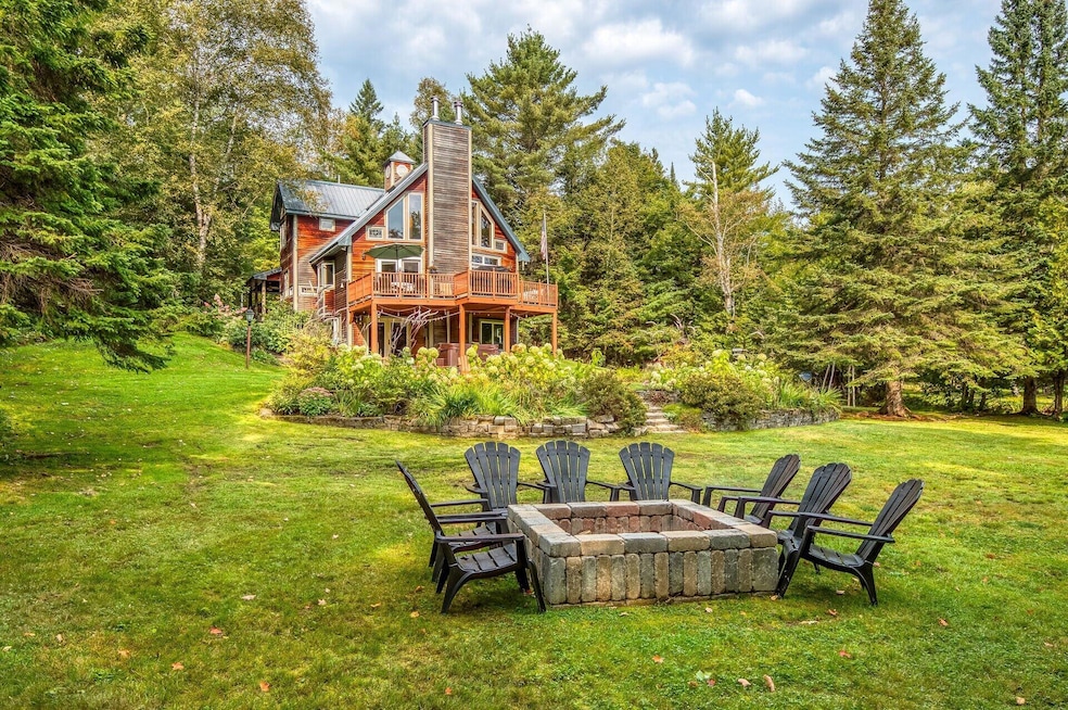 For Sale $925,000