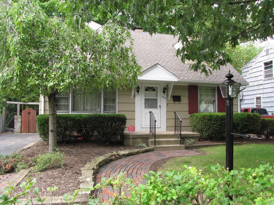 Welcome to 1094 E. Dunedin Rd