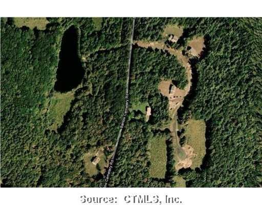 49 Jeans Ct, Woodstock, CT 06281 - photo 1