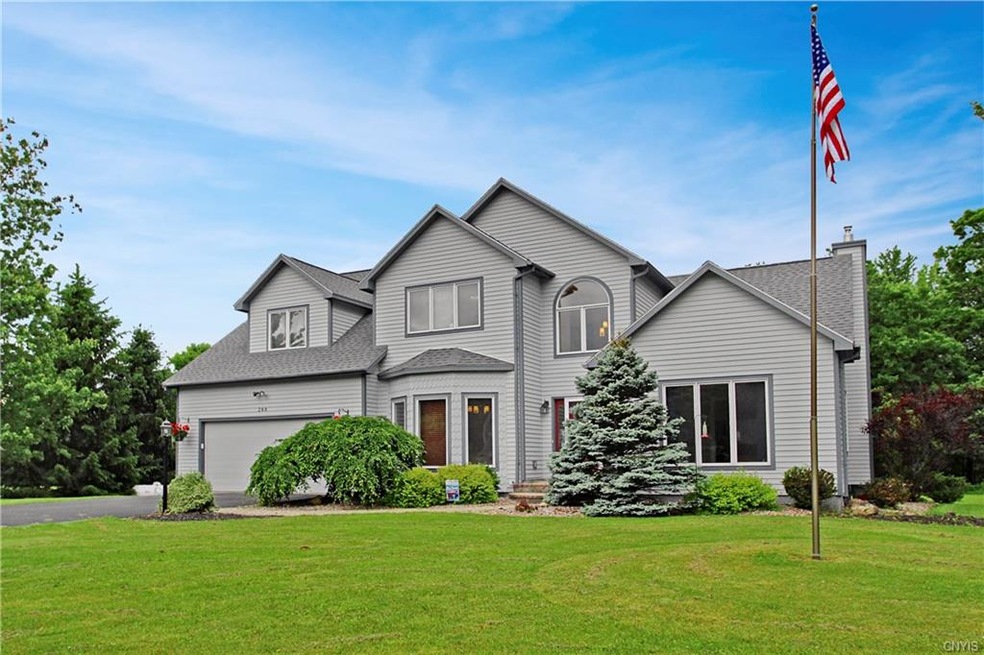 Welcome to 288 Frenchs Bay Rd!