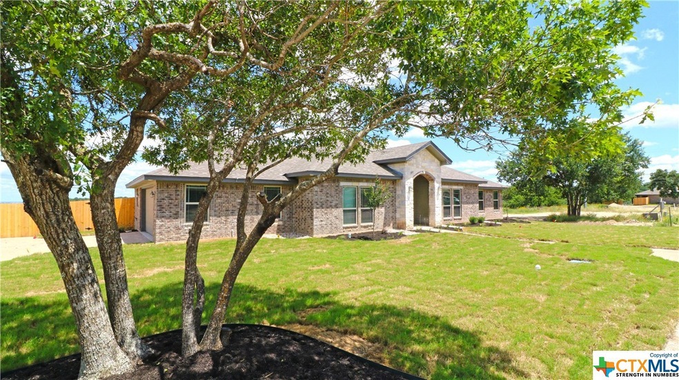 516 Skyline Dr, Copperas Cove, TX 76522 - photo 1