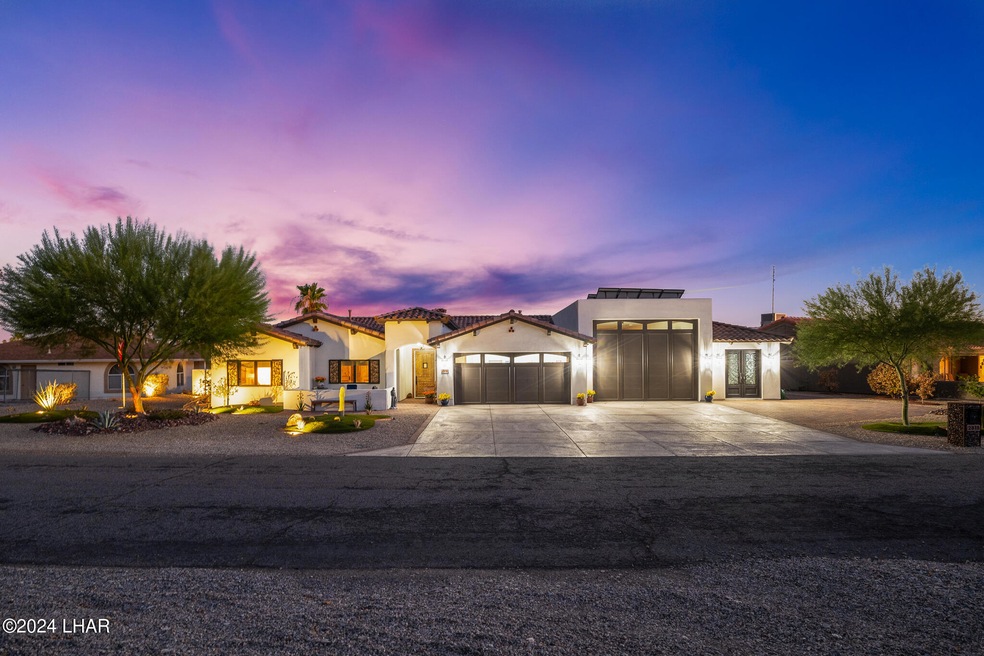 2818 Holiday Dr Lake Havasu City, AZ, Un