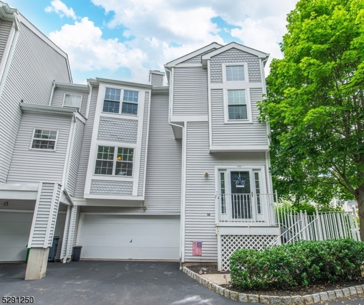 1610 Northcrest Terrace unit 1610, Whippany, NJ 07981 - photo 1