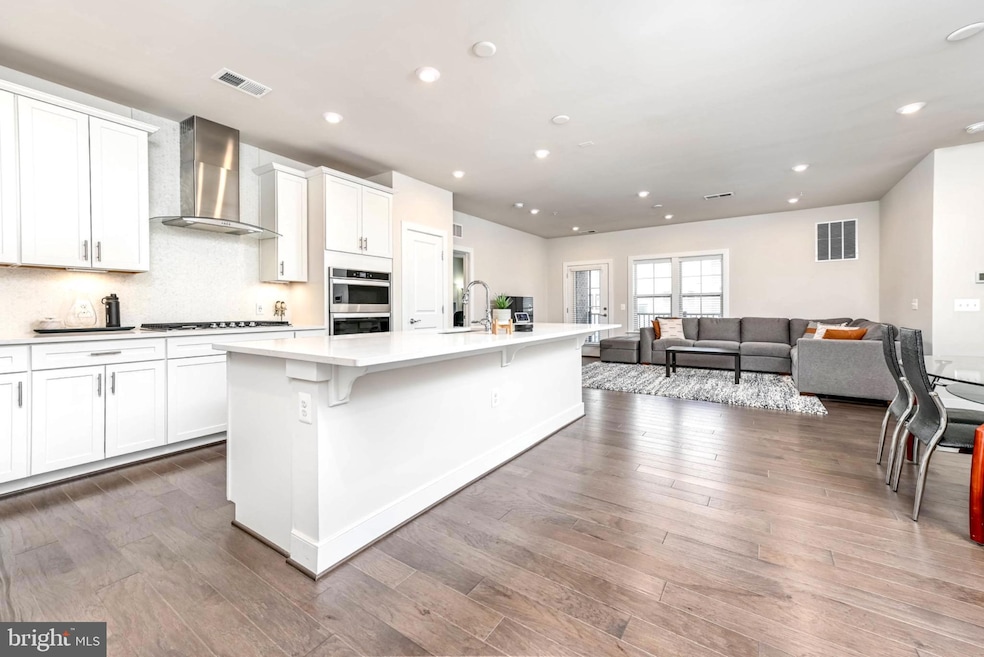 MetroPark at Arrowbrook unit 4-106, Herndon, VA 20171 - photo 1