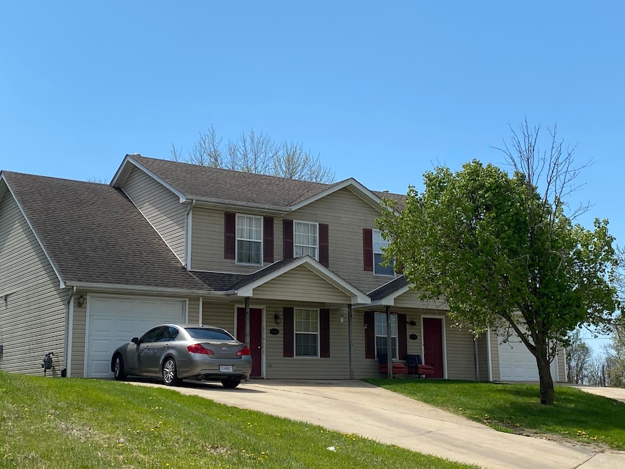 4514 Waterloo Dr, Colmumbia MO 65202