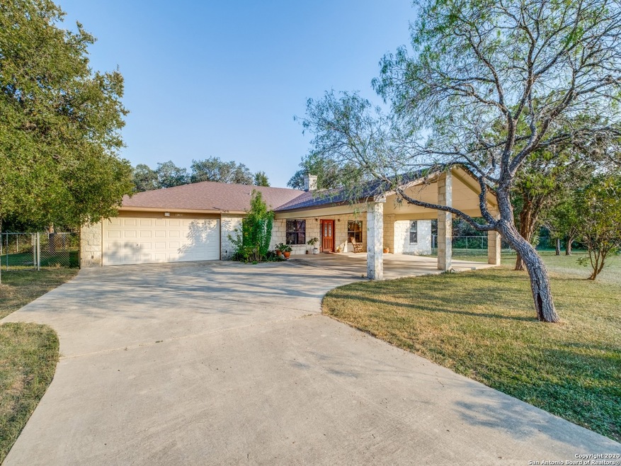 11830 Parrigin Rd, Helotes, TX 78023 - photo 1