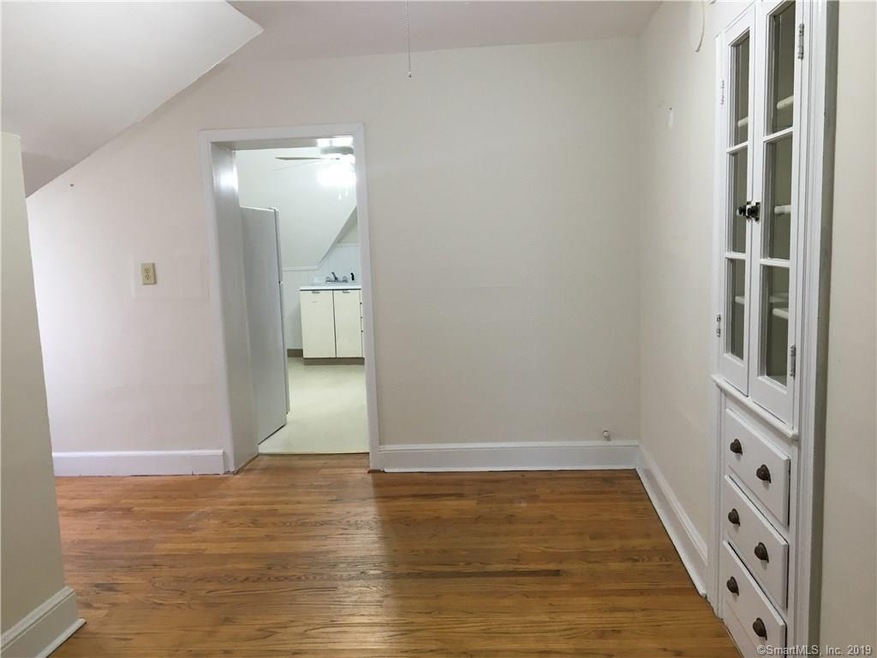 79 Turner Ave unit 3rd Fl, Torrington, CT 06790 - photo 1