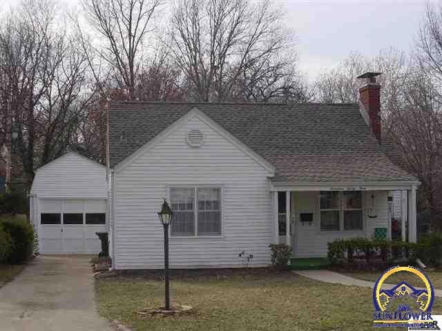 1723 SW Randolph Ave, Topeka, KS 66604 - photo 1
