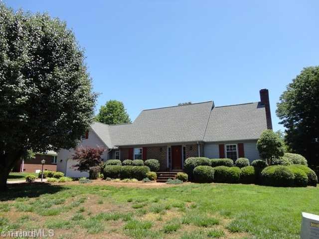 2106 Mirus Ct, High Point, NC 27265 - photo 1