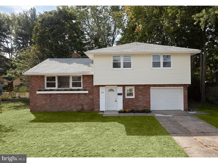819 Richard Rd, Cherry Hill, NJ 08034 - photo 1
