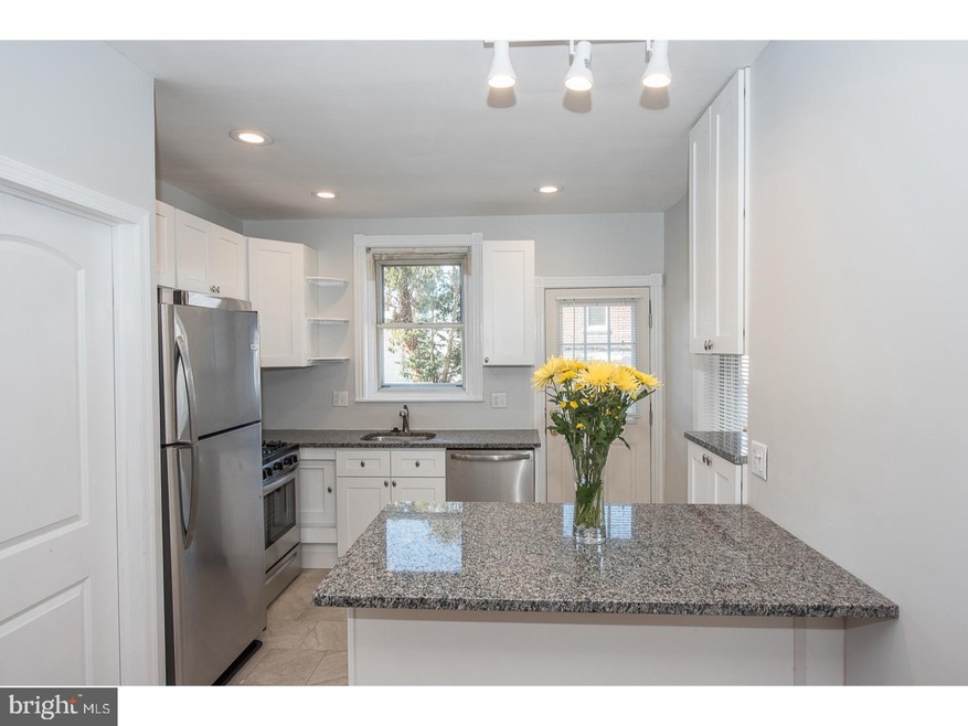 746 W Railroad Ave, Bryn Mawr, PA 19010 - photo 1