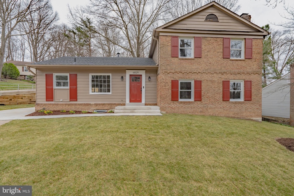 6829 Lamp Post Ln, Alexandria, VA 22306 - photo 1