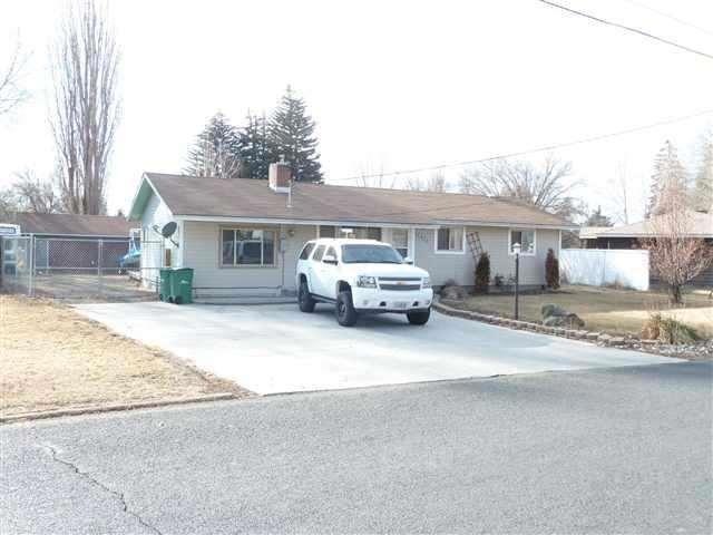 4306 Barry Ave, Klamath Falls, OR 97603 - photo 1