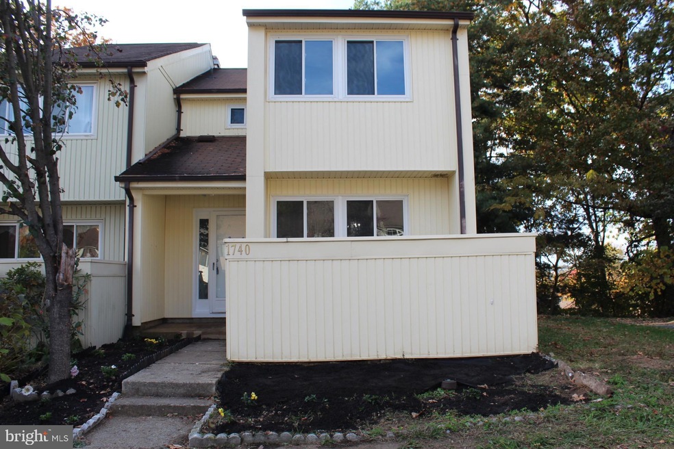 1740 Powder Horn Terrace, Woodbridge, VA 22191 - photo 1