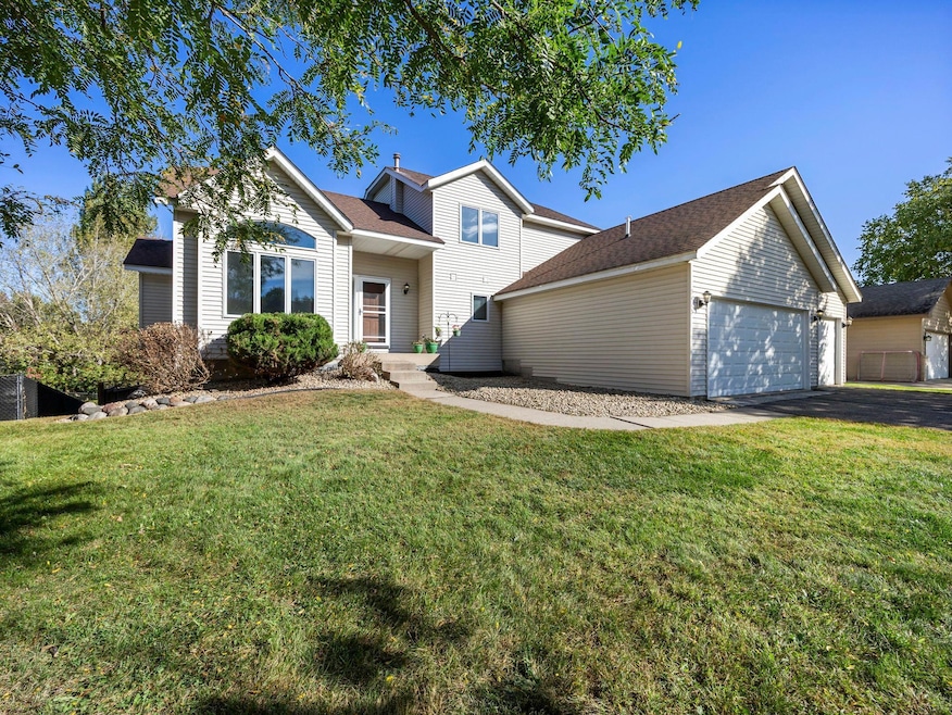 For Sale $424,700 • Co-Listing Agent