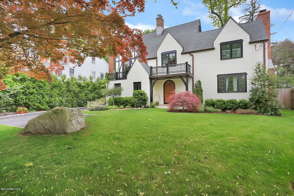 72 Summit Rd, Riverside, CT 06878 - photo 1