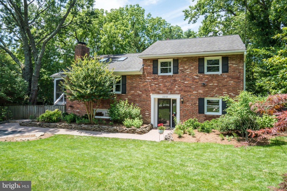 2212 Toronto St, Falls Church, VA 22043 - photo 1