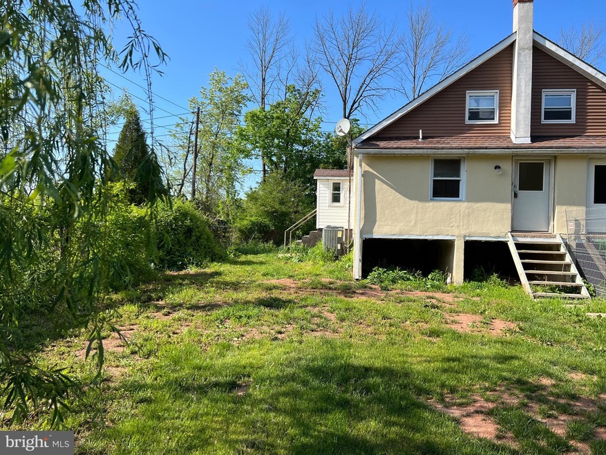 1231 Water St, East Greenville, PA 18041 - photo 1