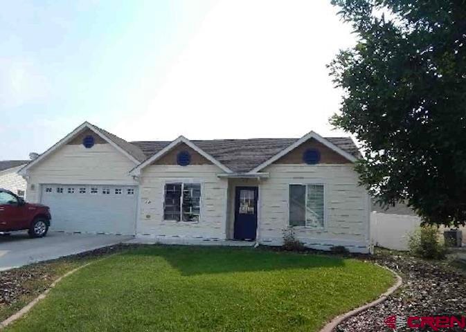 For Sale $429,900 • Co-Listing Agent