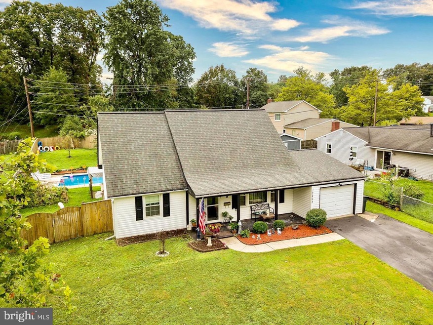 12403 Rambling Ln, Bowie, MD 20715 - photo 1