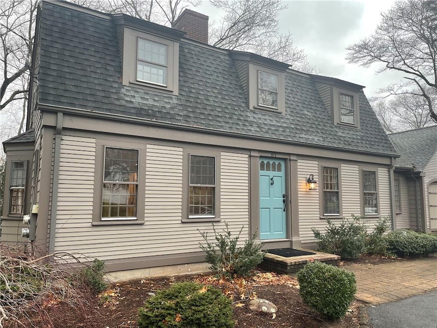 61 Newell Dr, Cumberland, RI 02864 - photo 1