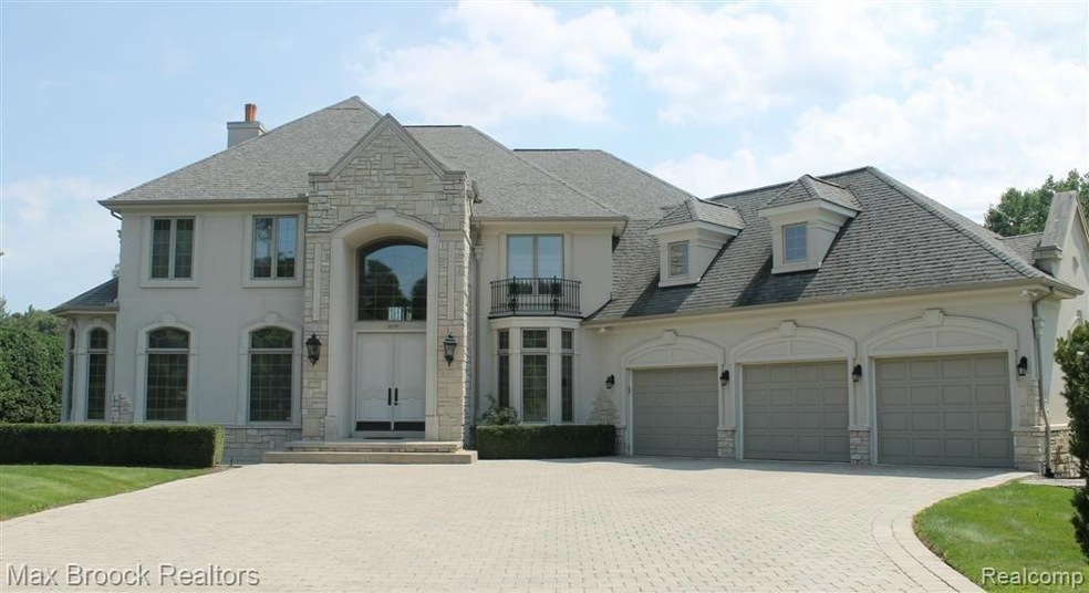 Bloomfield Pines Estate