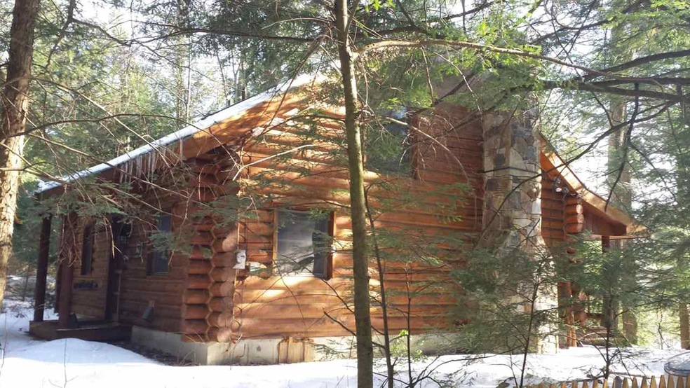 467 Roaring Branch Rd, Sunderland, VT 05250 - photo 1