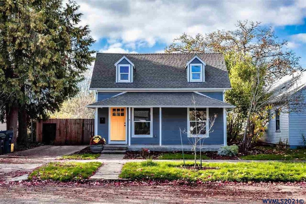 24 S 3rd St, Independence, OR 97351 - photo 1