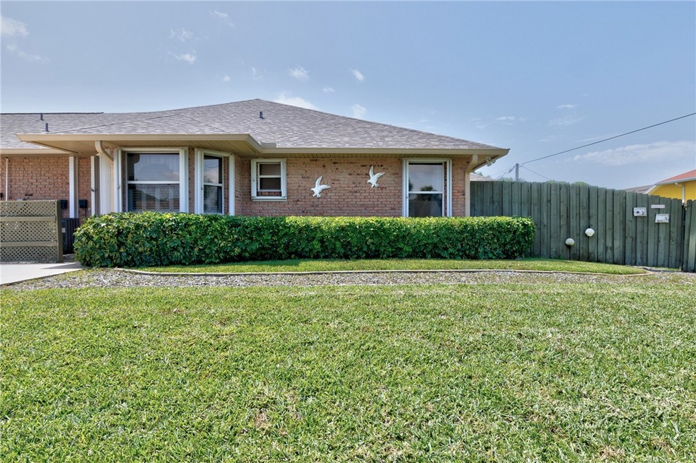 1501 Pleasantview Ln, Sebastian, FL 32958 - photo 1