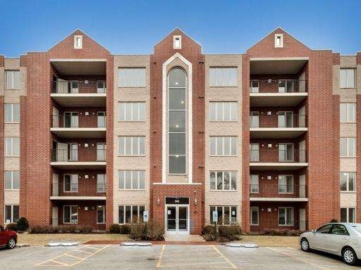 2321 183rd St unit 504, Homewood, IL 60430 - photo 1