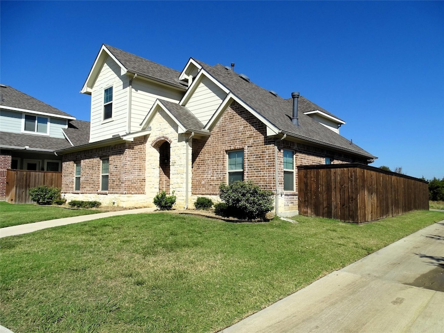 707 Mulberry Ct, Celina, TX 75009 - photo 1