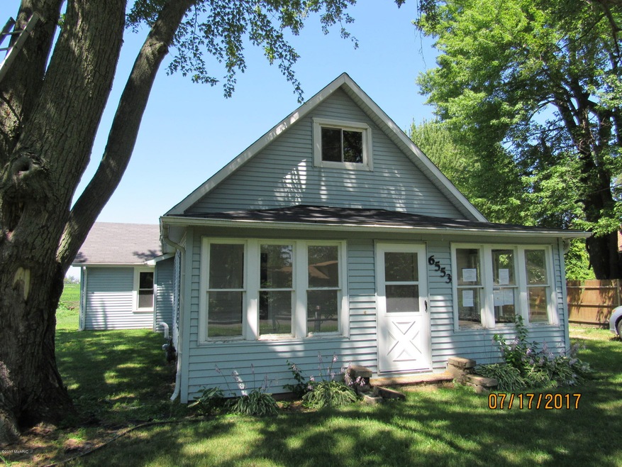 6553 Kruger Rd, Three Oaks, MI 49128 - photo 1