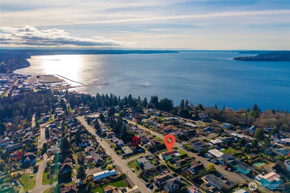 304 S 213th St, Des Moines, WA 98198 - photo 1