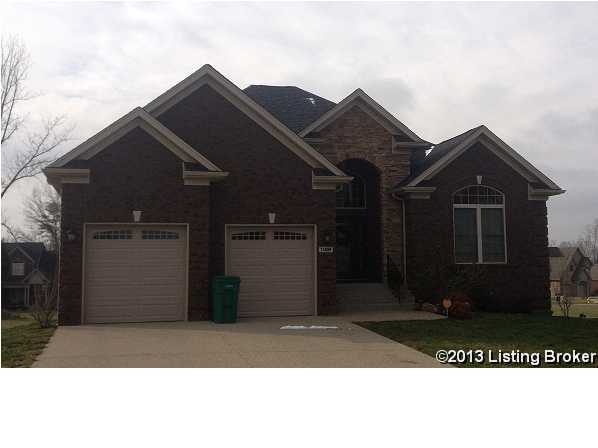 11226 Radleigh Ln, Louisville, KY 40291 - photo 1