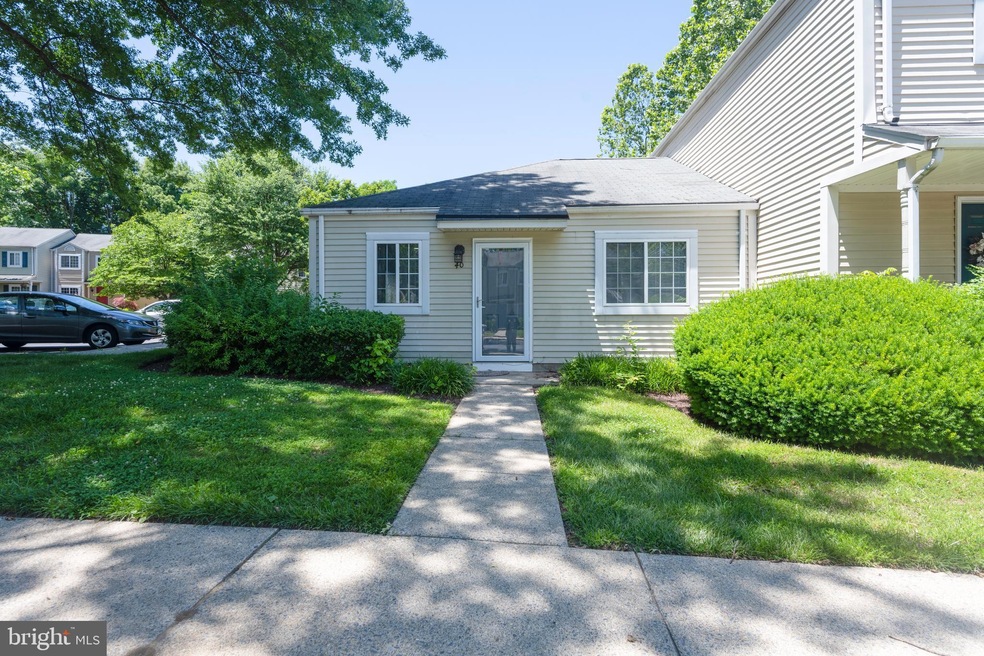 40 Stoney Point Ct, Germantown, MD 20876 - photo 1