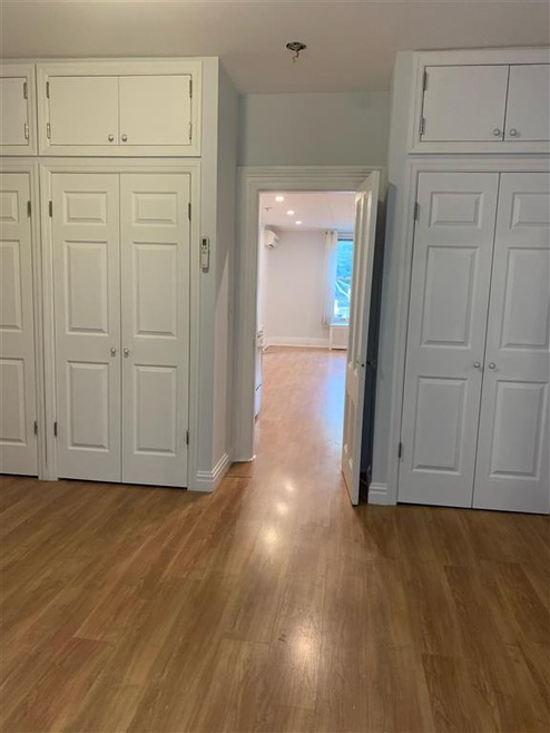 4 W Hamilton Place unit 1, Jersey City, NJ 07302 - photo 1