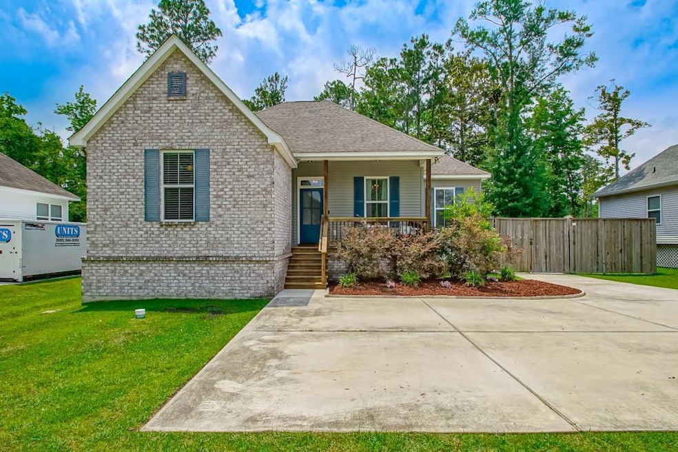 Under Contract $239,900