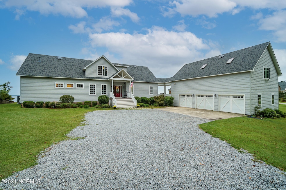 925 Stately Pines Road