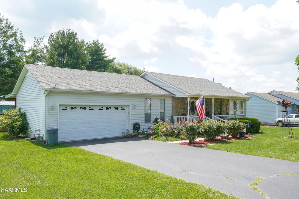 5983 Hilham Rd, Cookeville, TN 38506 - photo 1