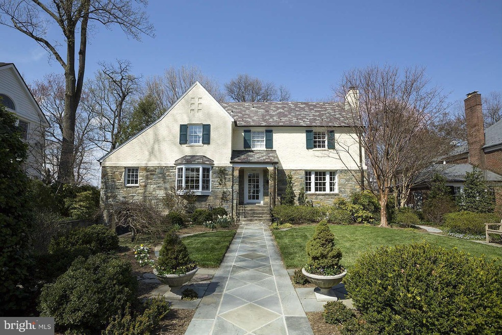 4825 Quebec St NW, Washington, DC 20016 - photo 1