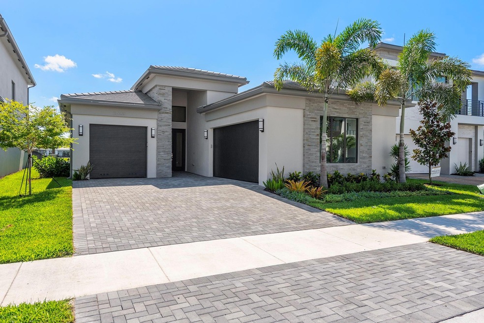 Sold $1,540,000 • Co-Listing Agent