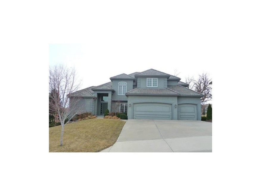 Beautiful & Impressive! Move-In Ready!