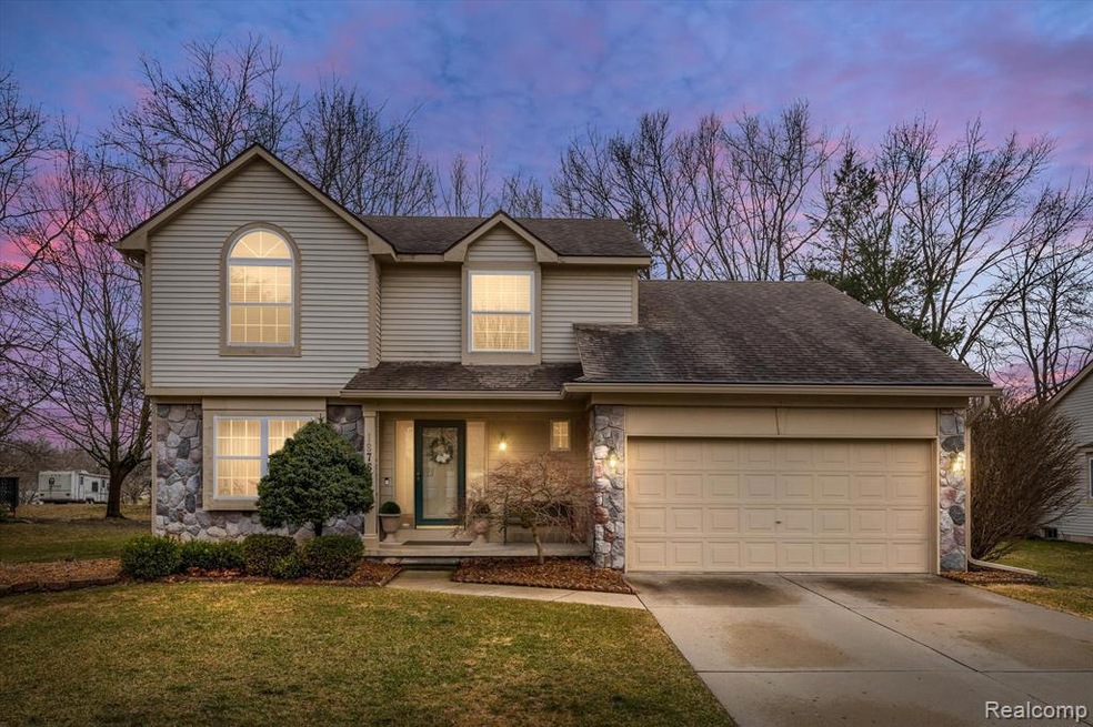 Welcome home to 1876 Heron Drive!