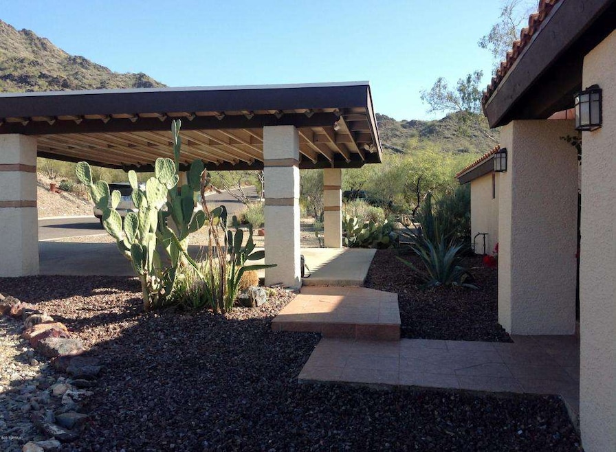 9443 N 17th Place, Phoenix, AZ 85020 - photo 1