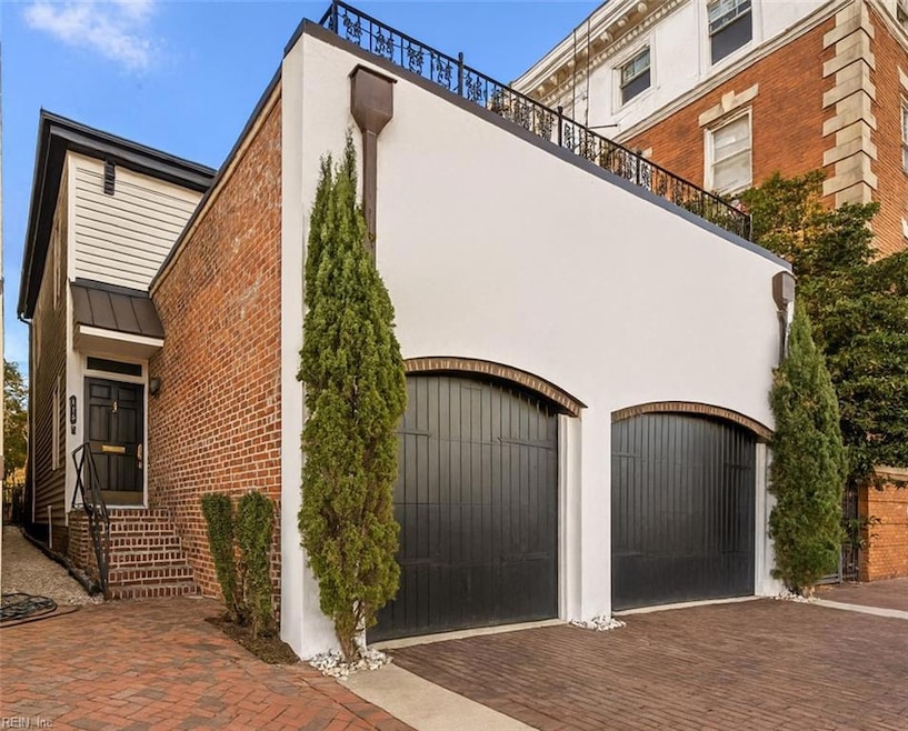 Sold $629,900 • Co-Listing Agent