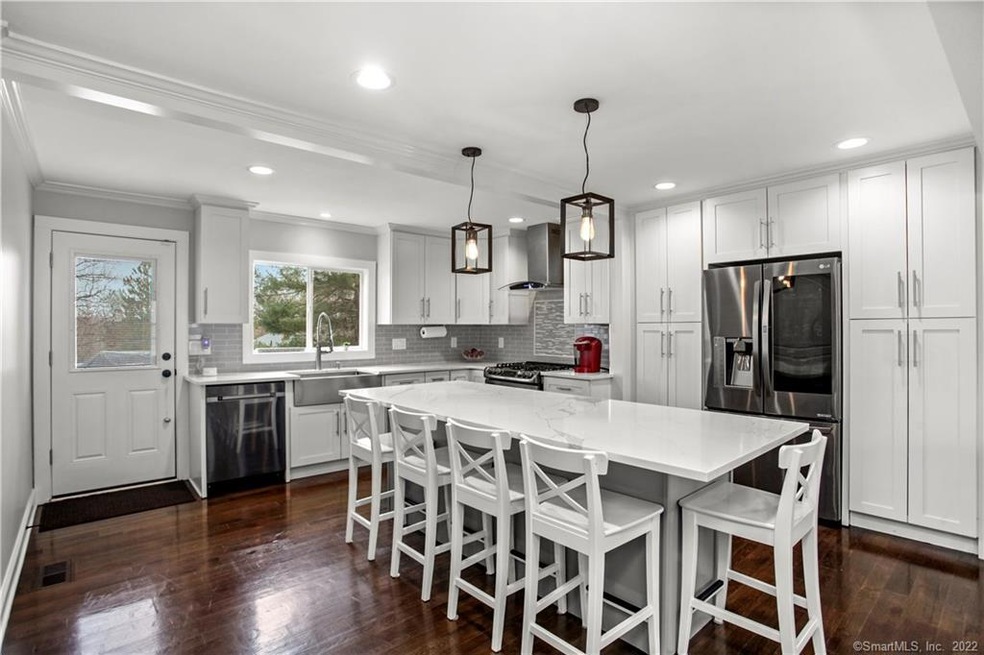 6 Calhoun Ave, Trumbull, CT 06611 - photo 1