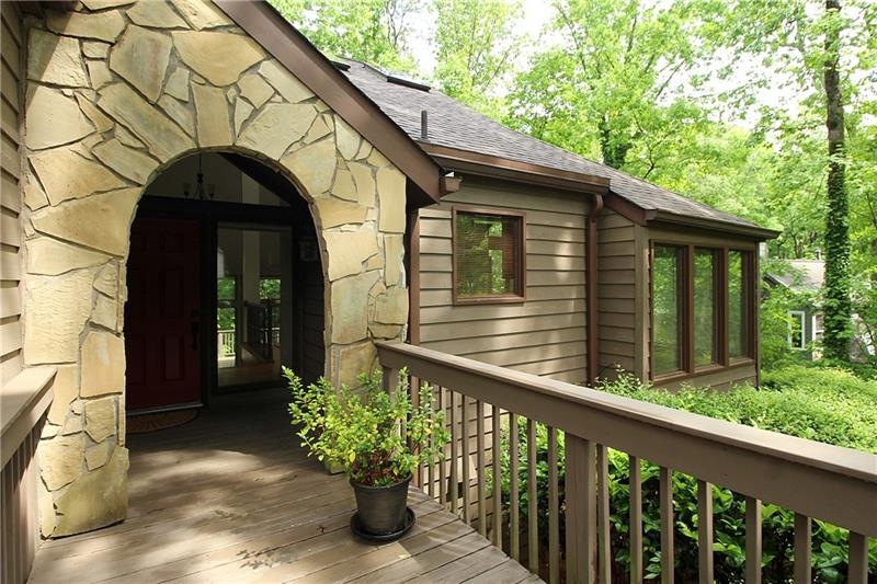 2668 Stonebrook Ct NE, Roswell, GA 30075 - photo 1