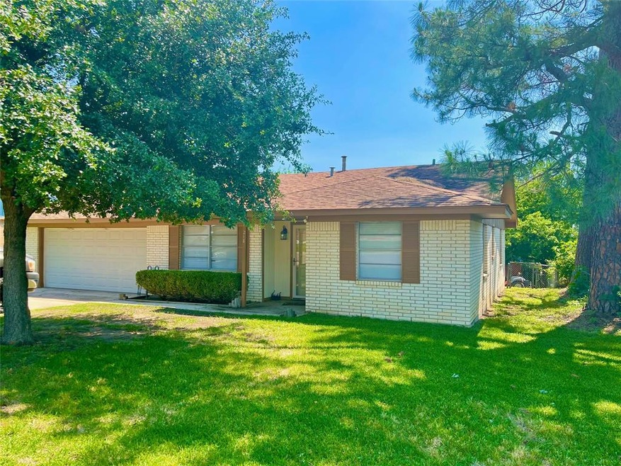 218 Jennie Ln, Denison, TX 75020 - photo 1