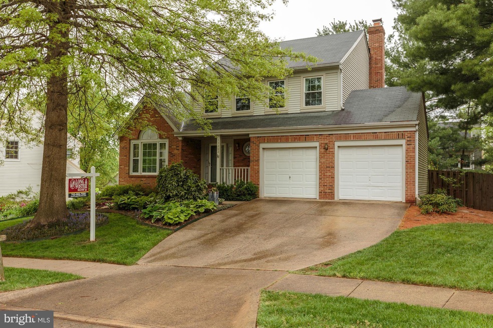 13202 Ben Nevis Ct, Herndon, VA 20171 - photo 1