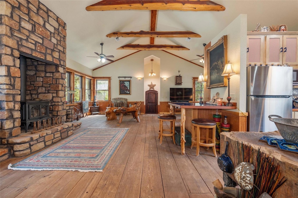 136 Red Fox Ln, Bastrop, TX 78602 - photo 1